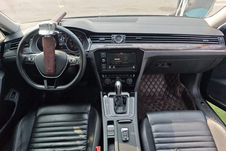 Used Volkswagen Magotan 2019 330TSI DSG Luxury Version China VI Standard
