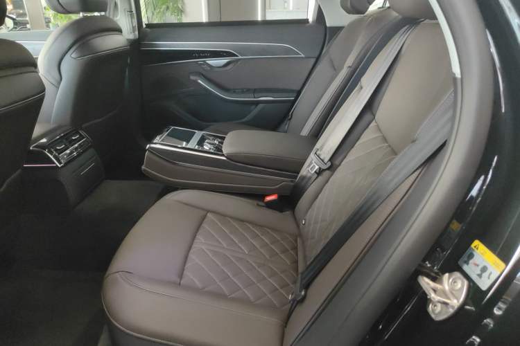 Used Audi A8 2024 A8L 50 TFSI quattro Prestige Edition
