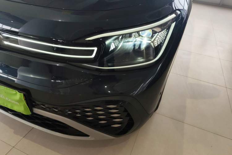 Used Volkswagen ID.6 CROZZ 2022 Long-Range PRO Edition
