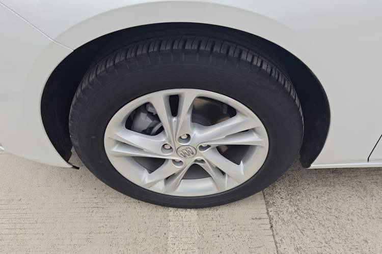 Used Buick Regal 2024 25T Deluxe Edition