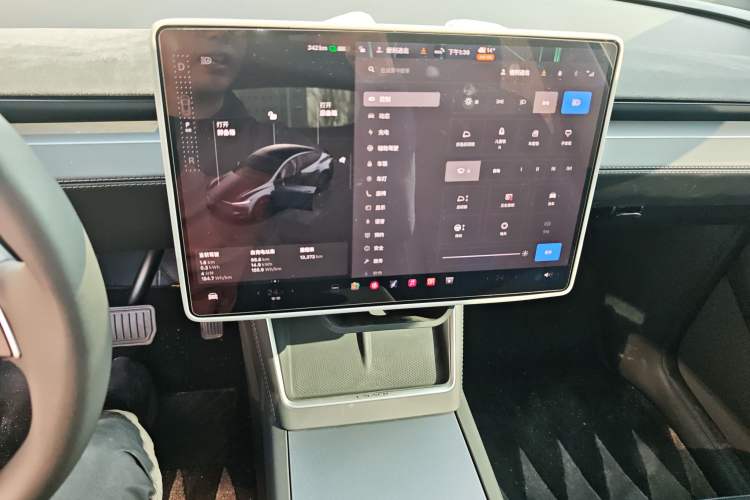 Used Tesla Model Y 2025 Long-Range All-Wheel Drive First Edition