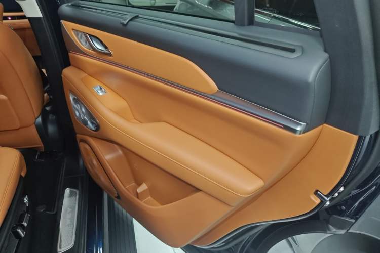 Used Wey Lanshan 2025 Four-Wheel Drive Max
