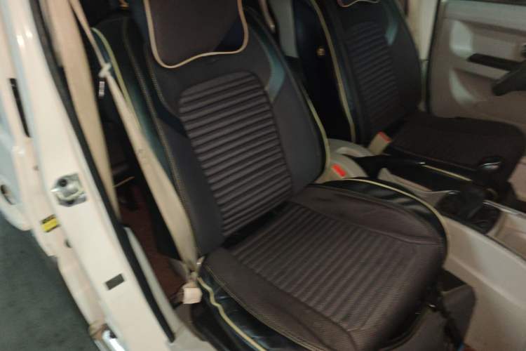 Used Jinbei New Hiace X30L 2021 1.5L Wealth Van Non-Air-Conditioned Version China VI Standard SWC15M
