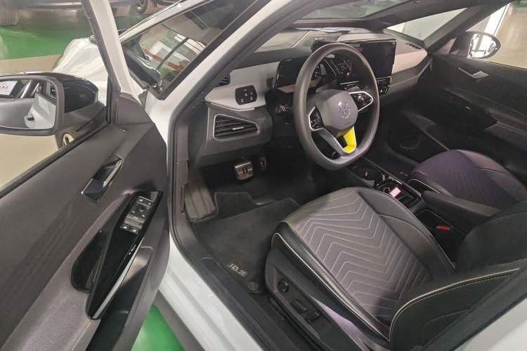 Used Volkswagen ID.3 2023 Pure Smart Edition
