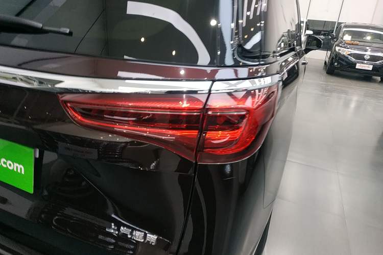 Used Buick GL8 2020 Avenir Avia Six-Seat Deluxe Edition
