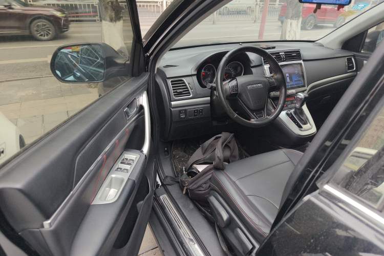 Used Haval M6 2017 1.5T Automatic Two-Wheel Drive Elite Model