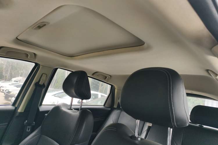 Used Geely Auto Vision X3 2017 1.5L Manual Luxury Model
