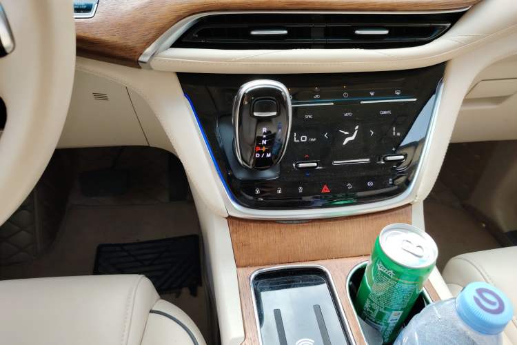 Used Buick GL8 2022 ES Landtrek 653T Comfort Edition
