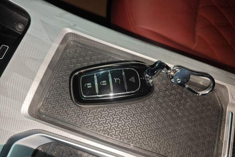 Used JETOUR X70 PLUS 2023 1.5T DCT Brave PLUS 5-Seater