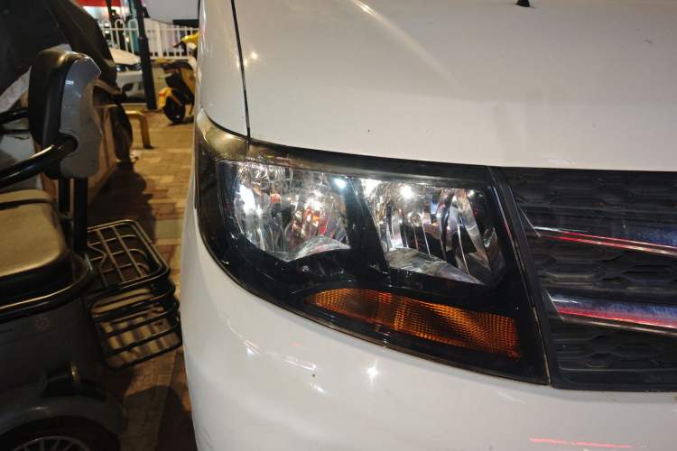 Used  M3 2015 Maker Edition 1.6L Luxury Smart Version
