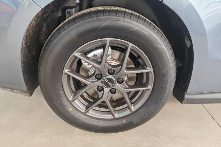 Used BYD Seal 06 New Energy 2025 DM-i Smart Drive 80KM Luxury Model
