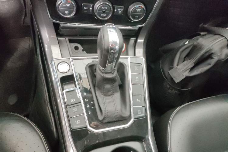 Used Volkswagen Passat 2017 330TSI DSG Prestige Edition
