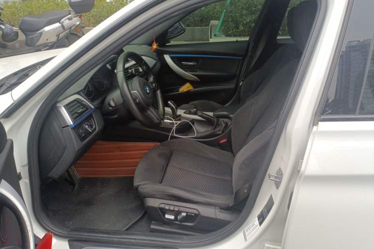 Used BMW 3 Series 2018 320i M Sport Package