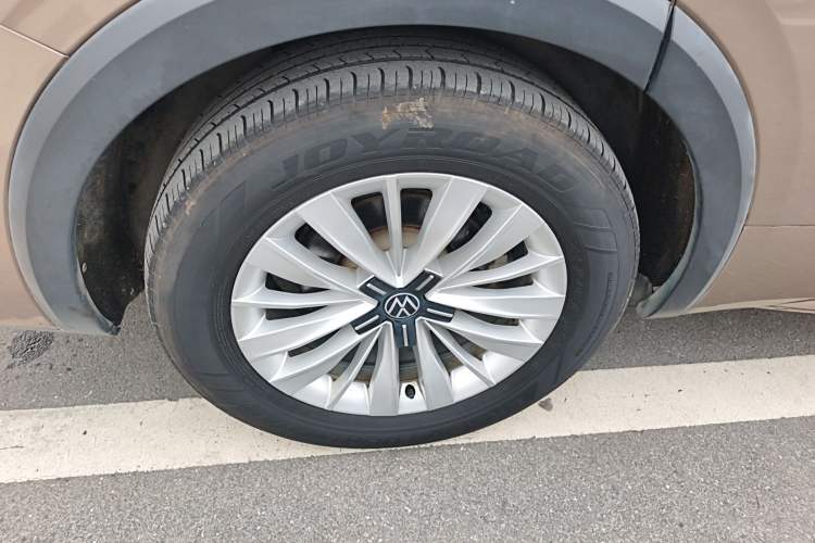 Used Volkswagen Viloran 2020 330TSI Business Edition
