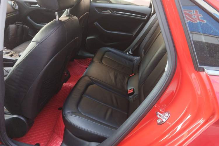 Used Audi A3 2014 Limousine 35 TFSI Automatic Comfort Model
