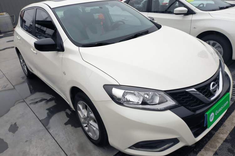 Used Nissan Tiida 2021 1.6L CVT Cool Edition
