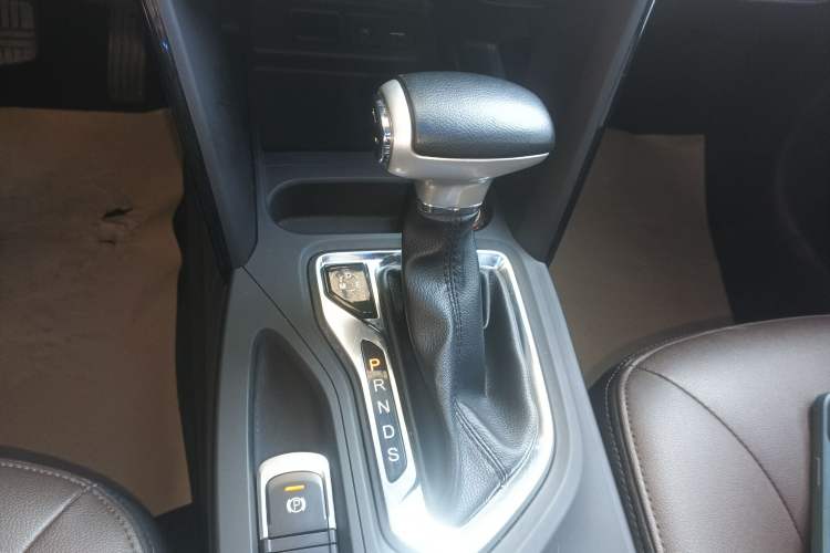 Used GAC Trumpchi GS4 2017 235T Automatic Two-Wheel Drive Luxury Smart Connectivity Version
