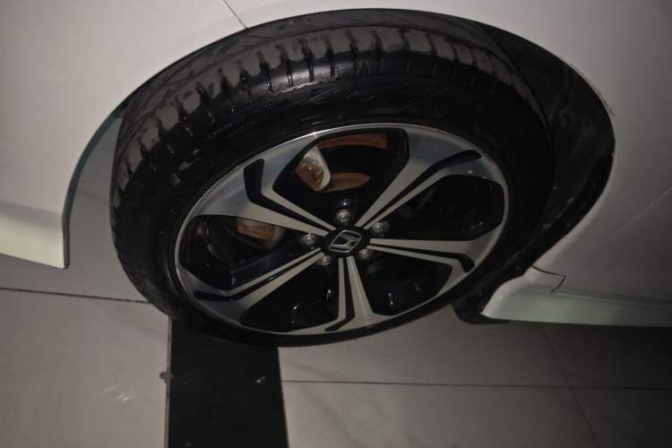 Used Honda Jade 2017 210 TURBO CVT Luxury Edition 5 Seats
