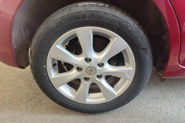 Used Nissan Tiida 2014 1.6L CVT Smart Model