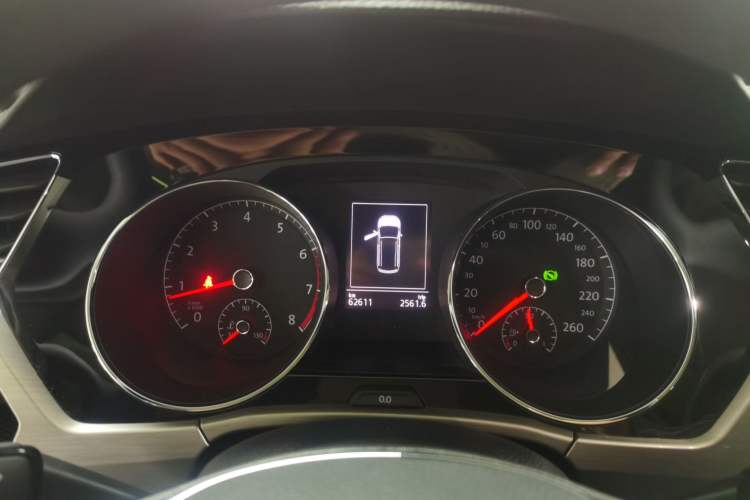 Used Volkswagen Touran 2018 Volkswagen Touran L 280TSI DSG Comfort Edition 7 Seats China VI Standard