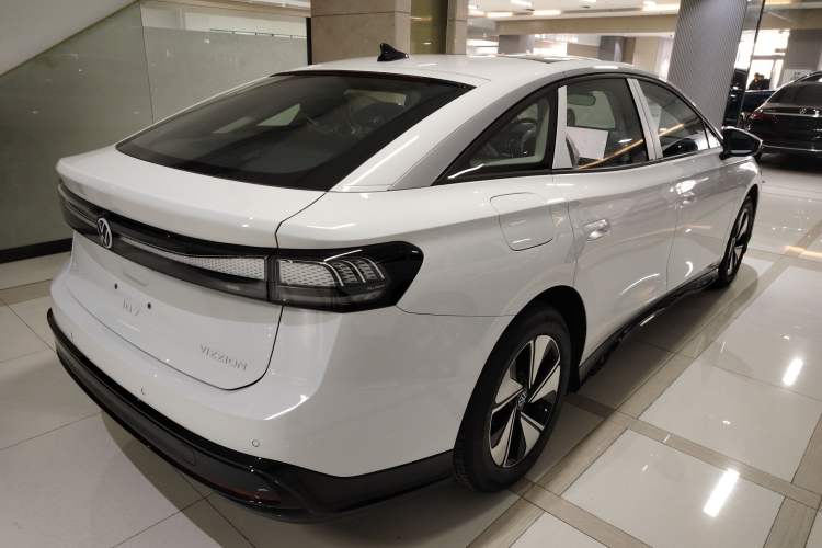 Used Volkswagen ID.7 VIZZION 2024 AIR model