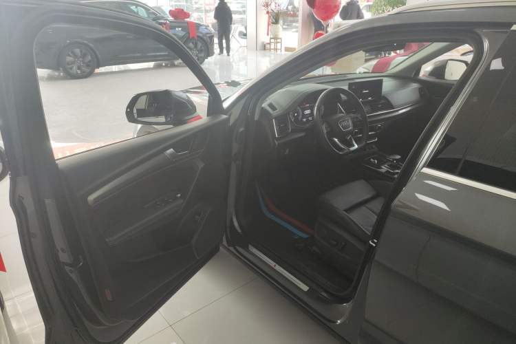 Used Audi Q5L 2021 40 TFSI Luxury Dynamic Edition
