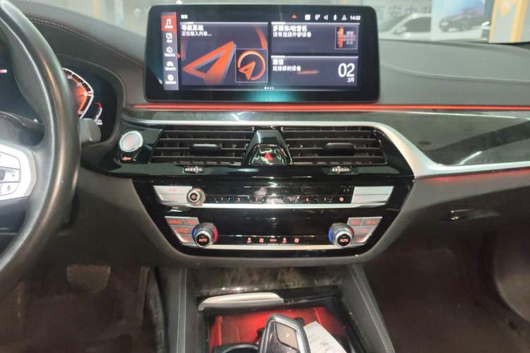 Used BMW 5 Series 2022 Second Facelift 525Li M Sport Package
