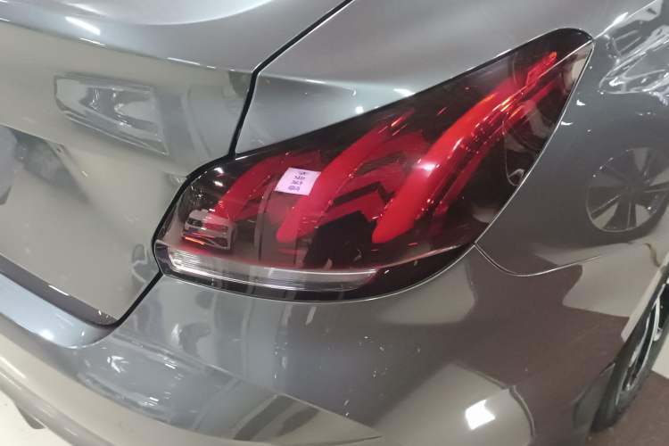 Used MG 5 2023 180 DVVT CVT Fashion Edition
