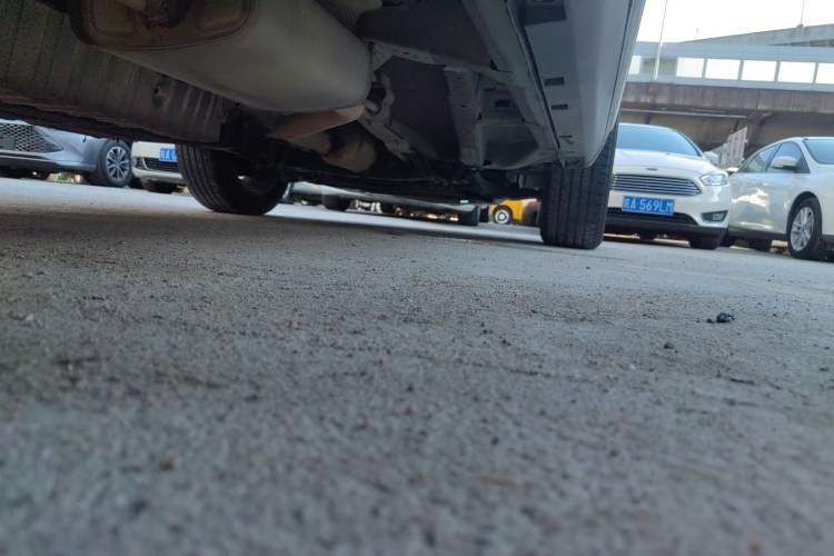 Used Geely Auto Emgrand X7 Sport 2020 1.8TD DCT Two-Wheel Drive Smart Connect 4G-Enabled Version
