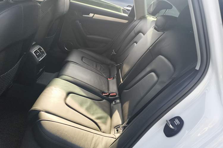 Used Audi A4 (Import) 2014 40 TFSI allroad quattro plus version
