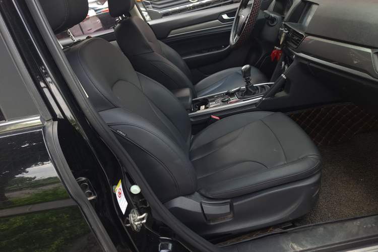 Used Haval H6 2018 Red-Label Sport Version 1.5T Manual Two-Wheel Drive Elite Model
