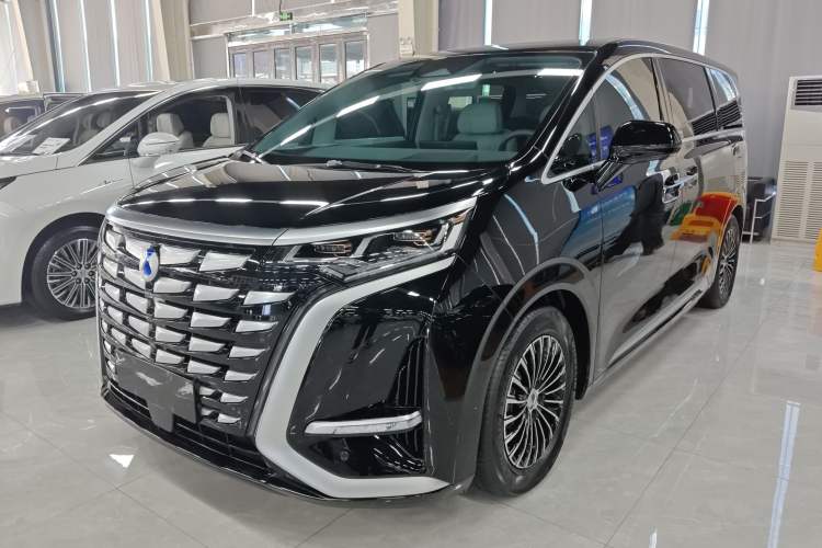 Used Denza D9 2022 DM-i 970 Four-Wheel Drive Flagship Model