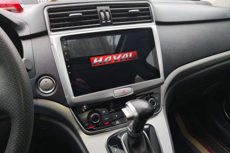 Used Haval H6 2015 Sport Edition 1.5T Automatic Two-Wheel Drive Luxury Model
