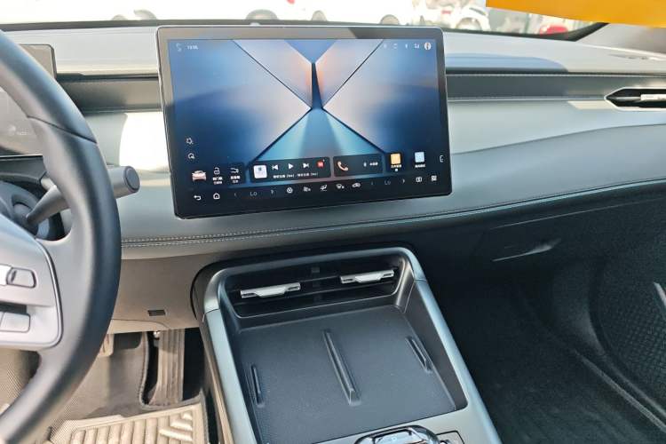 Used BYD Qin PLUS 2025 DM-i Smart Drive 120KM Superior Model