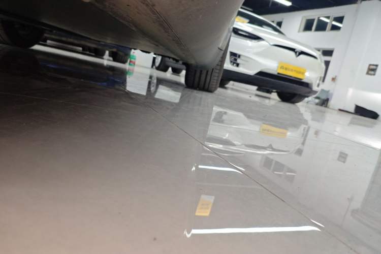 Used Tesla Model Y 2024 Long-Range All-Wheel-Drive Version
