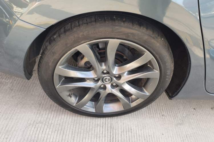 Used Mazda Atenza 2015 2.5L Blue Sky Prestige Edition
