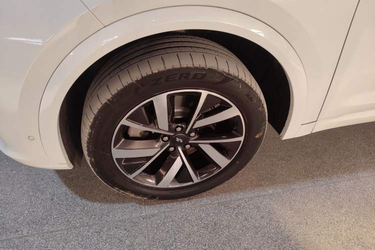 Used Li Auto L7 2023 Pro Model
