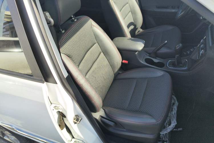 Used Chery Tiggo 3 2016 1.6L Manual ZhiShang Edition