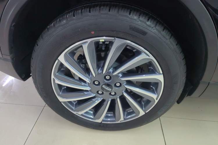 Used Lincoln Corsair 2024 2.0T Two-Wheel-Drive Luxury Edition