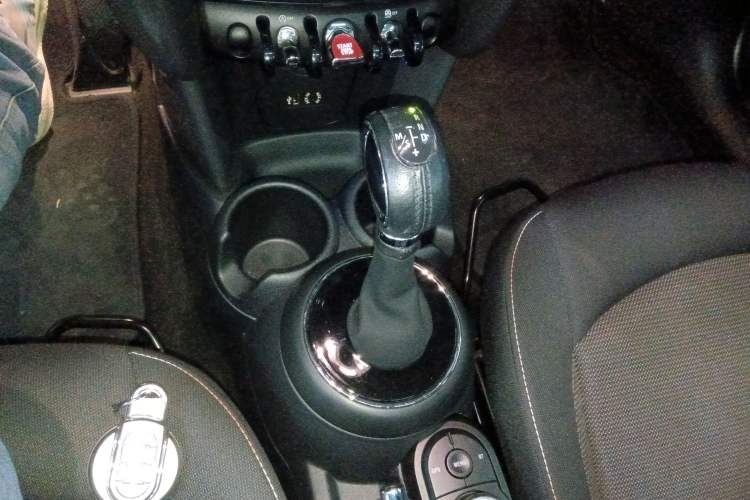 Used  MINI 2016 1.2T ONE Pioneer Edition Five-Door Version