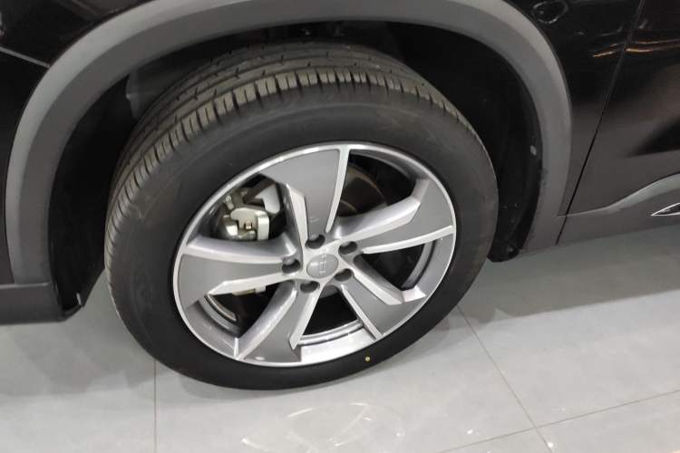 Used Geely Auto Haoyue L 2024 2.0T DCT Prestige Version