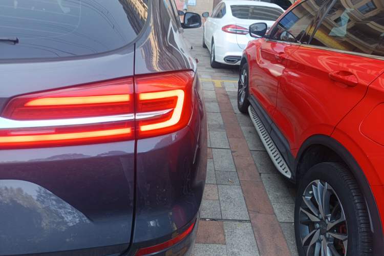 Used BYD Song 2020 Classic Edition 1.5T Automatic Elite Model
