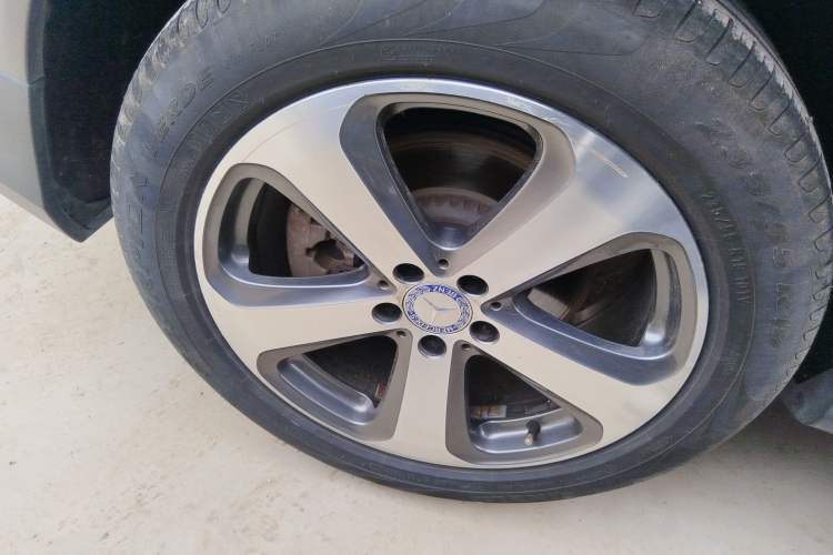 Used Mercedes-Benz GLC 2017 GLC 260 4MATIC Luxury Model