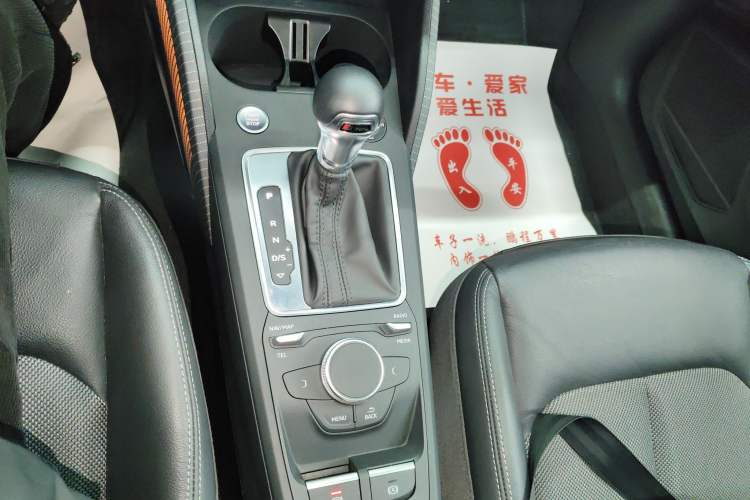 Used Audi Q2L 2021 35 TFSI Fashion Dynamic Model
