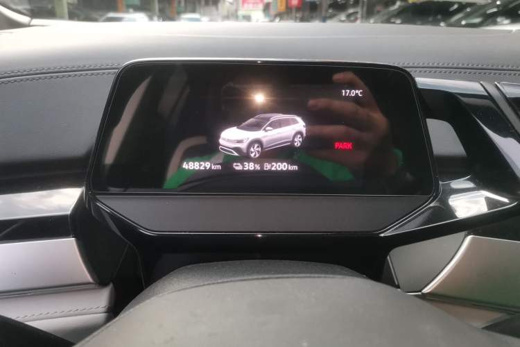 Used Volkswagen ID.6 CROZZ 2021 Long-Range PRO Edition
