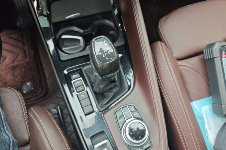 Used BMW X1 2016 sDrive20Li Luxury Model
