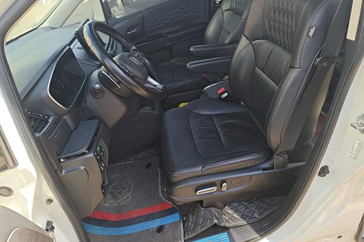 Used Honda Elysion 2022 2.0L eHEV Luxury First Edition
