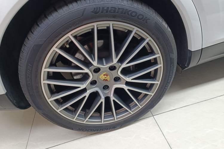 Used Porsche Cayenne 2023 Cayenne 3.0T Platinum Edition
