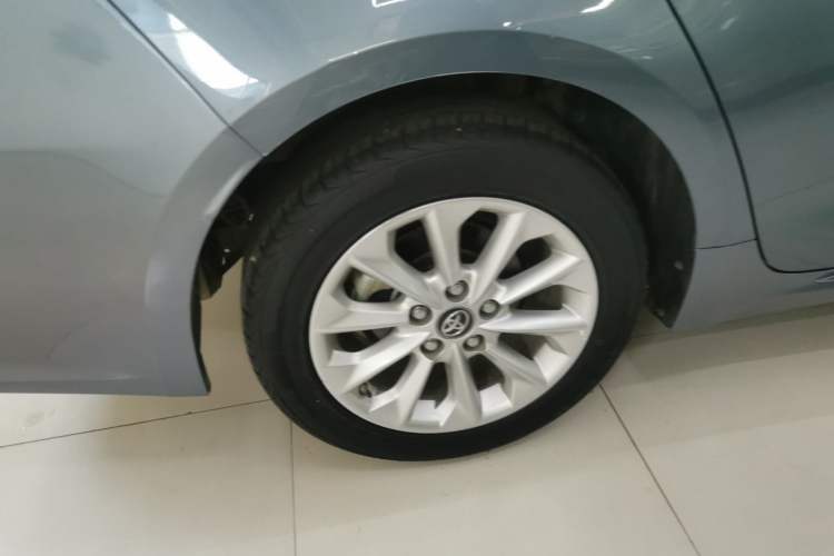 Used Toyota Corolla 2021 Dual-Motor 1.8L E-CVT Elite Edition
