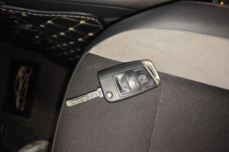 Used Volkswagen T-ROC 2018 230TSI DSG Two-Wheel Drive Advanced Version China V Standard